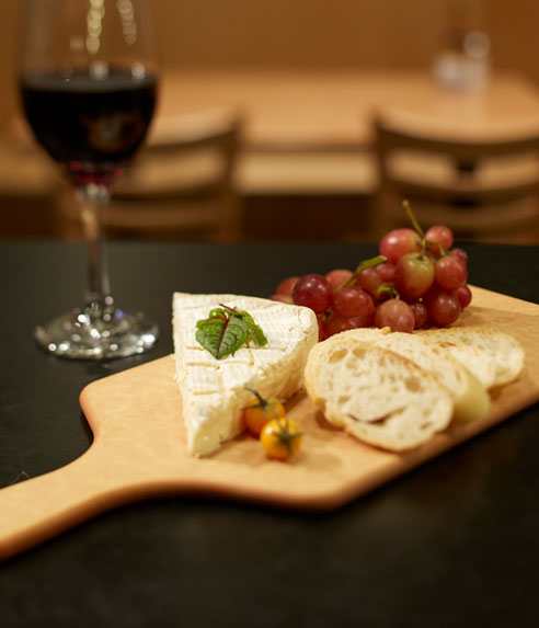 img-read-bread-board-photo